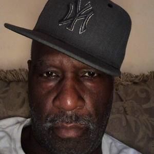 Meet your Posher, Clyde